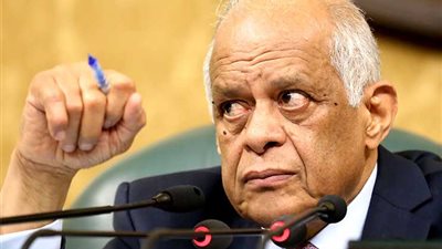 إنذار رئيس مجلس النواب بسبب 