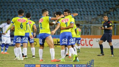 الوحدة السعودي يفاوض ثنائي الإسماعيلي