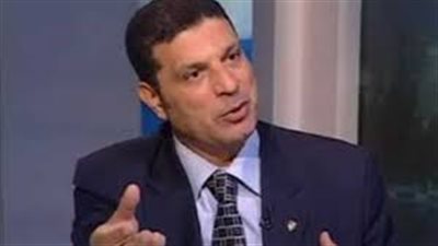 باحث استراتيجي: مطالبة السيسي للمصريين بالصبر 6 أشهر هو الأهم للرئيس في 2016