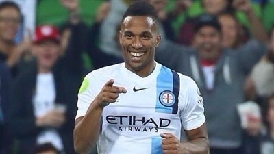 بني ياس يتعاقد مع 