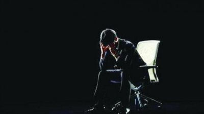 دراسة: مواقع التواصل الاجتماعي تتسبب احياناً في الإصابة بنوبات الاكتئاب والقلق !