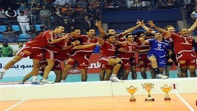 طائرة الأهلي تواجه  فريق القاهرة اليوم