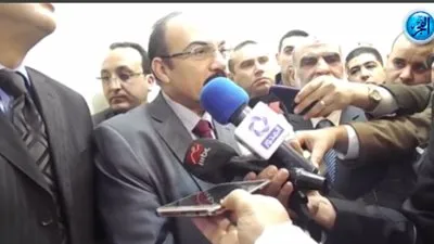 محافظ الإسكندرية: 