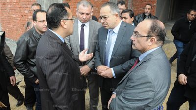 وزير الإسكان: تنفيذ 216 وحدة بمشروع تطوير منطقة طلمبات المكس