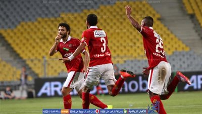 نجم الأهلي يسبب أزمة لـ