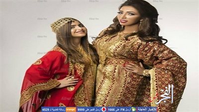 دنيا بطمة وحلا الترك يبدأن العام الجديد بعمرة (صور)