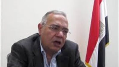 أحمد سامر: أتحدى عصام خليل أن يخرج قرار فصلي من 