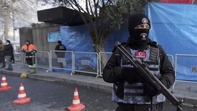 تركيا: وضع أسرة المشتبه بتنفيذه هجوم إسطنبول تحت المراقبة