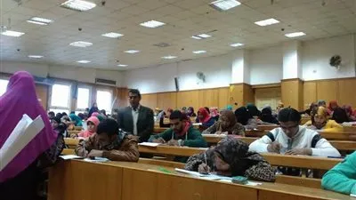 بدء امتحانات الفصل الدرسي الأول في 