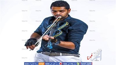 أحمد مختار يخترع أله عازفه للكمان والجيتار