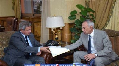 خالد عبد العزيز يلتقي رئيس نادي الإسماعيلي