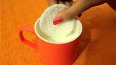 إليكِ استخدمات الحليب الطازج لبشرة نقيّة ومُشرقة