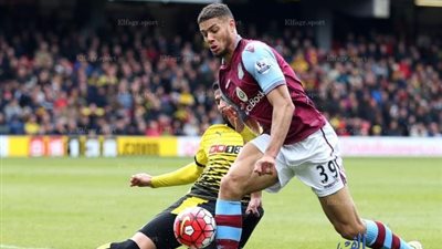 ميدلزبره يتعاقد مع مهاجم أستون فيلا