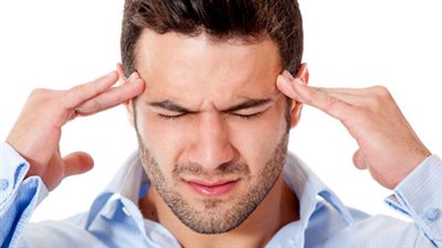 العلماء يكتشفون السبب وراء أكثر أنواع الصداع انتشارا وألما