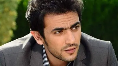 أحمد العوضي يتعاقد علي 