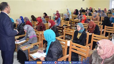 رئيس جامعة دمنهور: الكنترولات ستبدأ عملها أول بأول (صور)