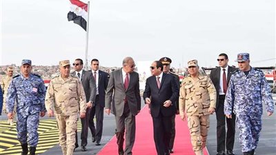 الرئيس السيسي يغادر سفاجا بعد زيارة استمرت نحو 7 ساعات