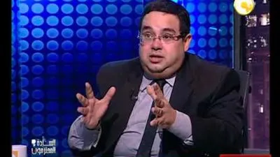 خبير اقتصادي: استقرار الدولار مرتبط بوجود بدائل للسلع المستوردة من الخارج