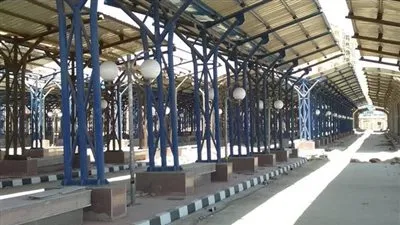 محافظ القاهرة: إقامة موقف نموذجي لسيارات الأقاليم بمدينة السلام 