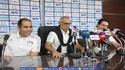 الغندور: هيكتور كوبر يطلب الرحيل عن المنتخب بسبب 