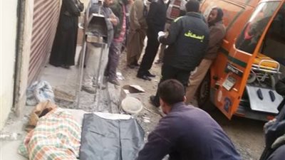 فتاة تُلقى بنفسها من الطابق الثالث بعد تهديد موظف باعتضابها