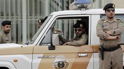 كيف تمكنت قوات الشرطة السعودية من ضبط الخلية الإرهابية بالرياض ؟ ( الفيديو)