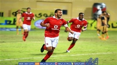 متعب يكشف سر زيارته لآداء العمرة