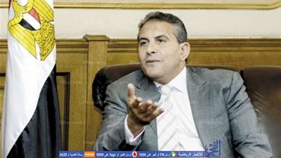 شاهد.. طاهر أبوزيد يشيد بأخلاق حمادة إمام في حفل تأبينه