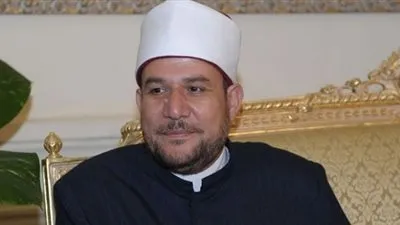 وزير الأوقاف يجتمع مع مديري المديريات