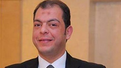 حاتم نعمان مهاجمًا 