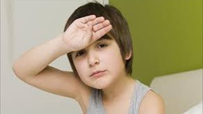 دراسة: االأطفال المصابون بارتجاج الدماغ يحتاجون لفحص عيني قبل العودة إلى المدرسة !