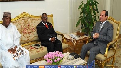 السيسي يستقبل وفدًا غانيًا برئاسة المبعوث الشخصي لرئيس غانا‎