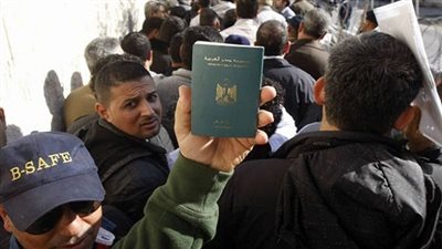 بعد انقطاع  آمالهم في مصر.. الشباب من مكاتب السفر: 