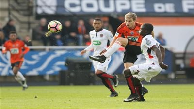 كأس فرنسا.. لوريان يحقق مفاجأة ويقصي نيس