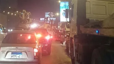 بسبب تصادم سيارتين.. توقف الحركة المرورية أعلى دائري المنيب