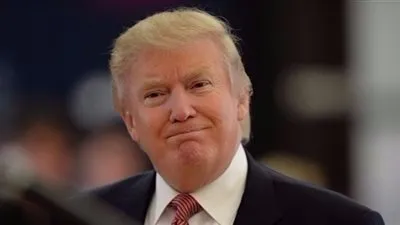 مواقف ترامب الرافضة للاتفاقات التجارية تلقي بظلالها على معرض ديترويت للسيارات