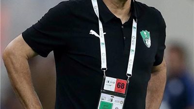 مدرب أهلي جدة يستغني عن 4 لاعبين