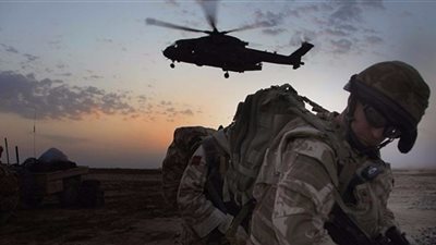 التحالف الدولي يحرر رهينتين بعملية إنزال جوي شرق سوريا