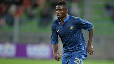 فولفسبورج يتعاقد مع نتيب جناح منتخب فرنسا حتى 2021