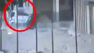 لحظة تصفية الإرهابي سائق سيارة القمامة التي اقتحمت كمين المطافي في العريش 