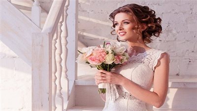 10 أدوات تجميلية تحتاجين لها في حقيبة زفافك! (صور)