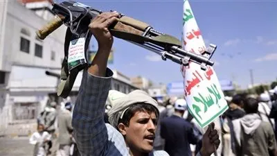 نائب رئيس الوزراء اليمني يوجه بعدم التعامل مع ميليشيا الانقلاب