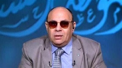 مبروك عطية: دفع النقود للموظفين من أجل إنهاء المصلحة رشوة لا جدال فيها