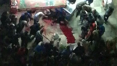 نجل صاحب محل الخمور 