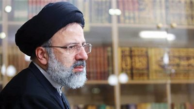 صحيفة بريطانية تكشف عن المرشح الأوفر حظا لخلافة 