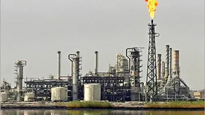 وزير النفط العراقي: نتوقع ارتفاع البرميل إلى 65 دولار قريباً