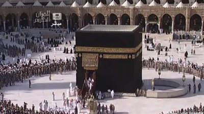 تعرف على تاريخ الكعبة وأطوار بنائها !