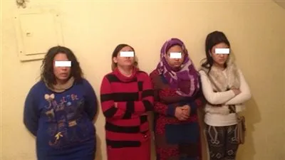 القبض على شبكة دعارة يقودها حارس عقار في الإسكندرية