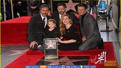 إيمي آدامز تحصل على نجمة في ممشى المشاهير (صور)