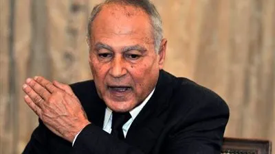 أبو الغيط يؤكد خلال لقاءه بالسراج أهمية لم الشمل الليبي 